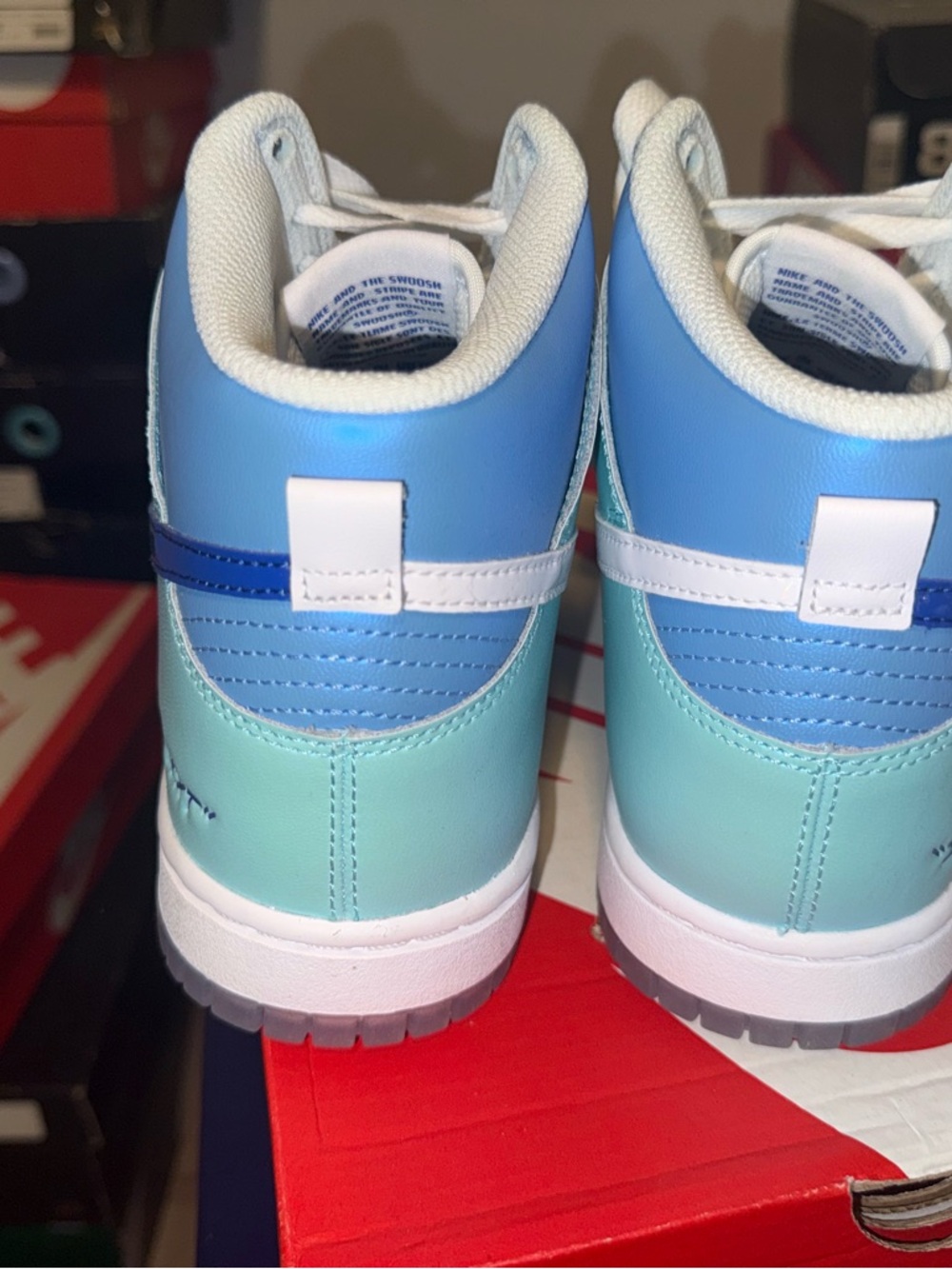 Nike High-Top Sneakers in Light Blue, Teal & Royal Blue - Picture 4 of 5